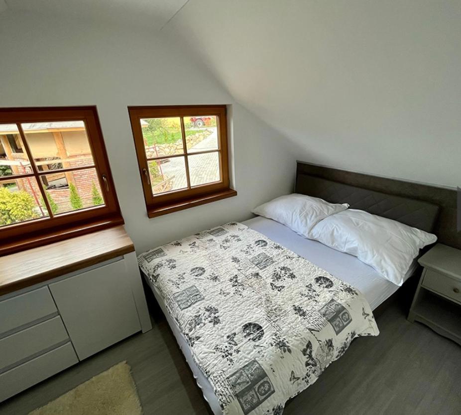 Holiday home Zrubovy Dom 1 V Panorama Parku Nezbudska Lucka