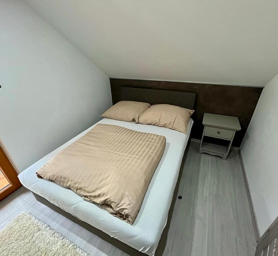 Zrubovy Dom 1 V Panorama Parku Holiday home Nezbudska Lucka